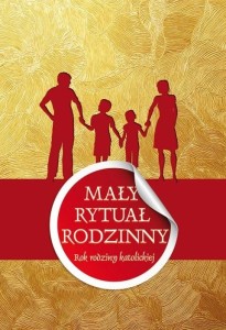 MAŁY RYTUAŁ RODZINNY